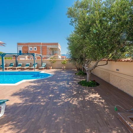 Villa Mare Apartments Vir Εξωτερικό φωτογραφία