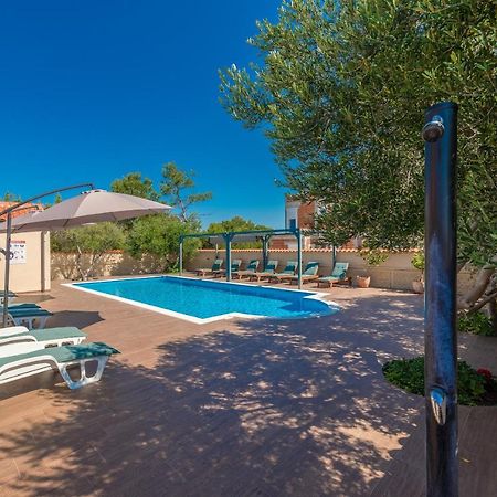 Villa Mare Apartments Vir Εξωτερικό φωτογραφία