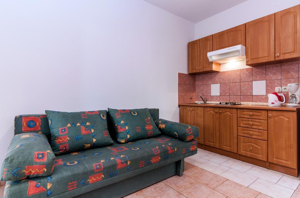 Villa Mare Apartments Vir Εξωτερικό φωτογραφία